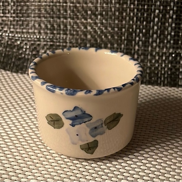 Gerald Henn Pottery Condiment Crocks Violet Flora Blue Trimmed Spongeware - Picture 1 of 5